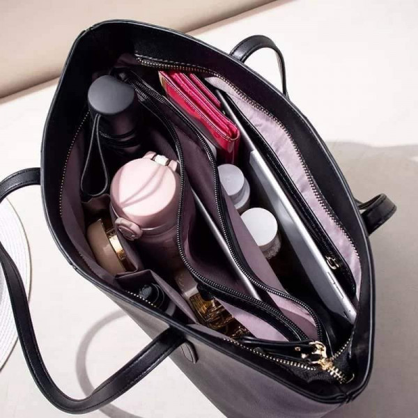 Luxury handbags (Black)