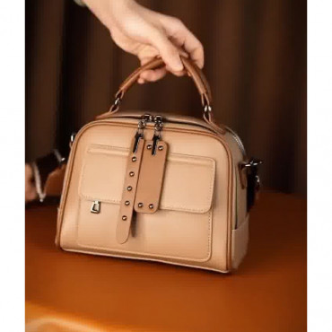 High end ladies' han...