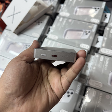 .10000mAh magnetic wireless Battery Pack momex .Ultra Slim Q.MAG X1. 15W    . বাংলাদেশের সবচাইতে কম প্রাইজে| অফার থাকবে আগামী 3দিন|