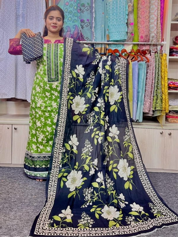 এক্সক্লুসিভ লোন থ্রি...