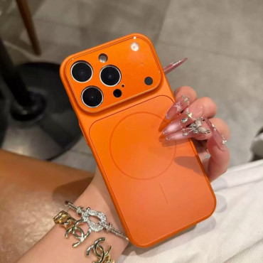 Poly Carbonate 17 Series Concept Case for iPhone