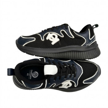 One zero sports snek...