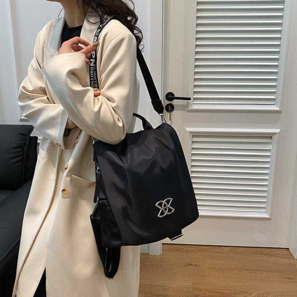 Women Large Capacity Outdoor Tote Bag ( Black colour)