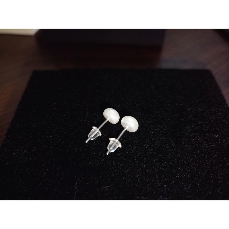 আসল ঝিনুকের মুক্তার মালা কানের দুল ও রিং সহ Love Pearl
