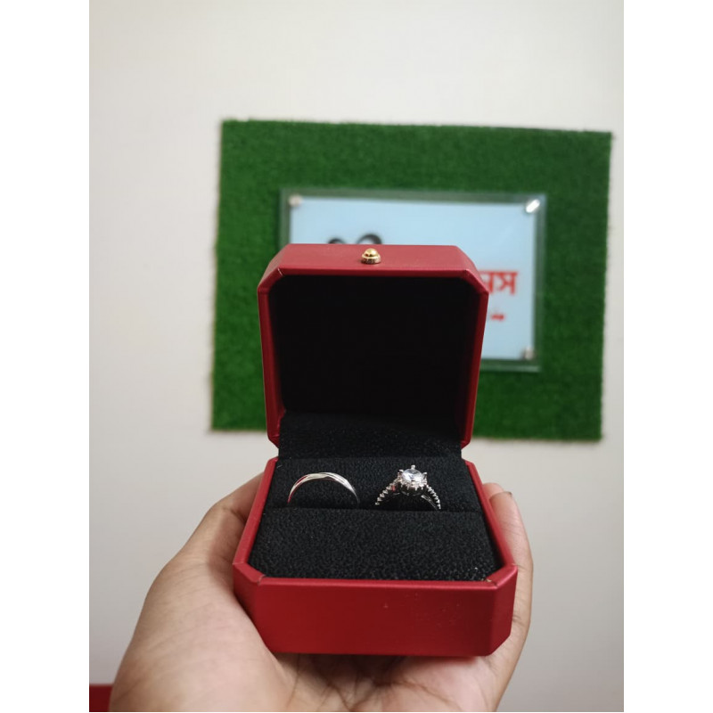 প্রিমিয়াম কাপল রিং সেট। Premium Couple Ring Set with Elegant Red Box