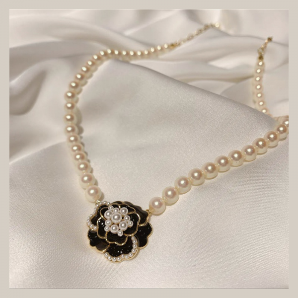 Women Camellia Pearl Necklace