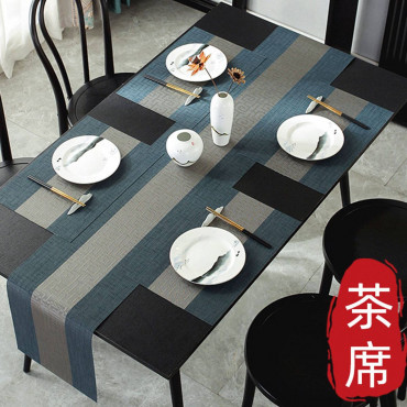 Table Runner & P...