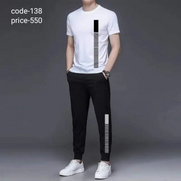 T shirt and trousers code 138