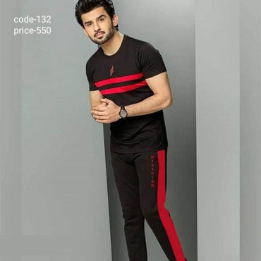 T shirt and trousers code 132