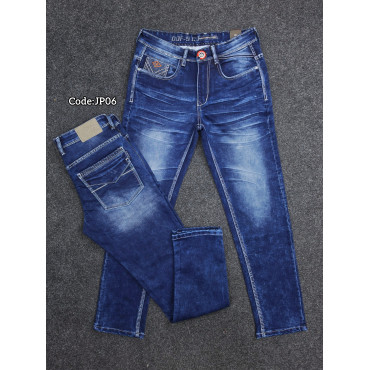 Medium BLUE Jeans Co...