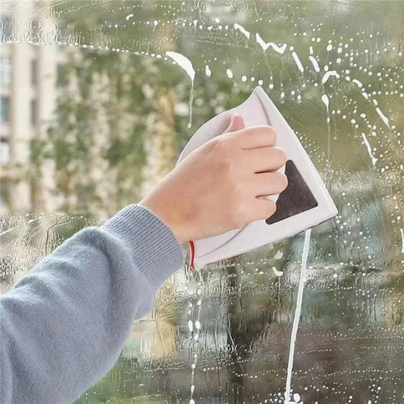 Magnetic Window glass cleaner 