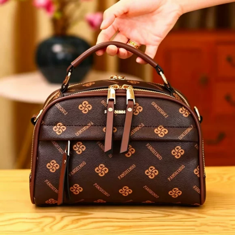 Luxury Design Soft PU Leather Lady Retro {2} Handbag K7 (Coffee)