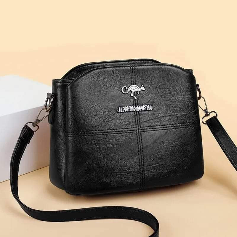 Multi-Pocket Crossbody Bag (black)