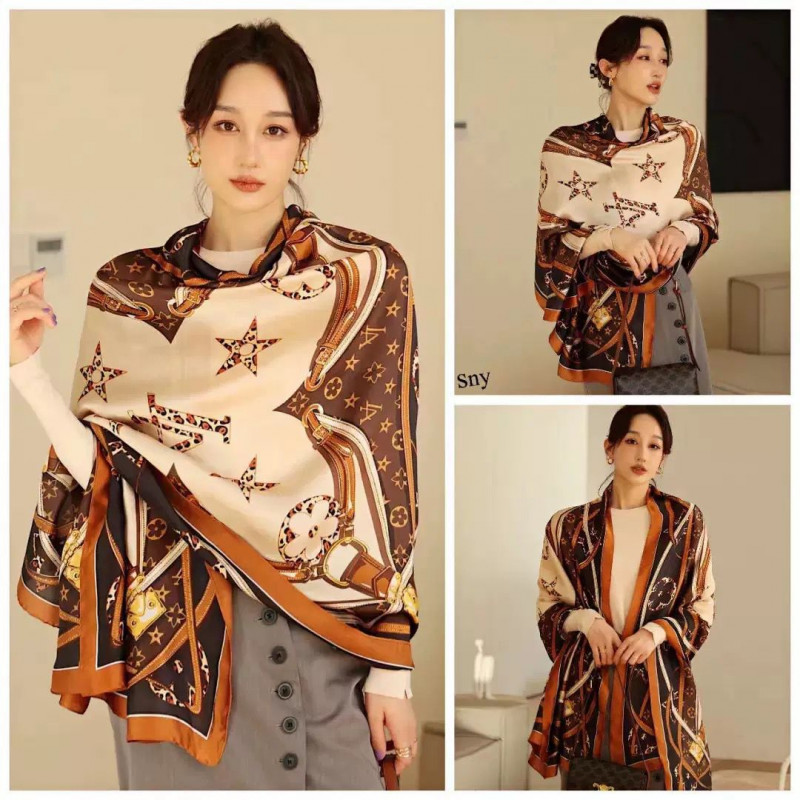 Primium  Quality Scarf 17