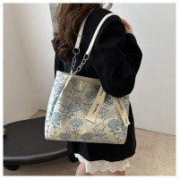 casual commuting bag...