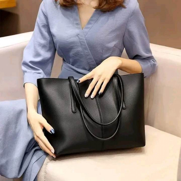 Luxury hand bag (Black)