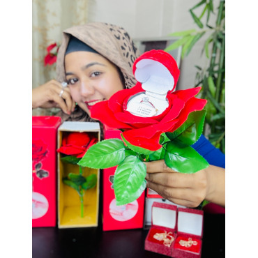Rose jewelry gift set with ring and bracelet