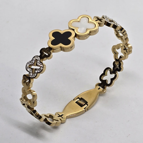 Bracelet 11