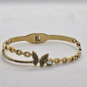 Bracelet 16