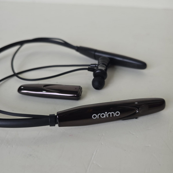 Oraimo 800H Wireless Neckband