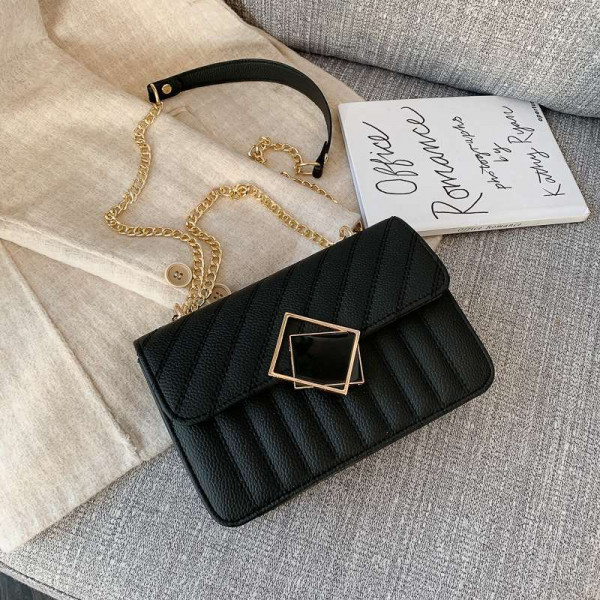 Versatile Chain Shoulder Bag