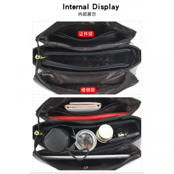 Shoulder and Handbags (green)