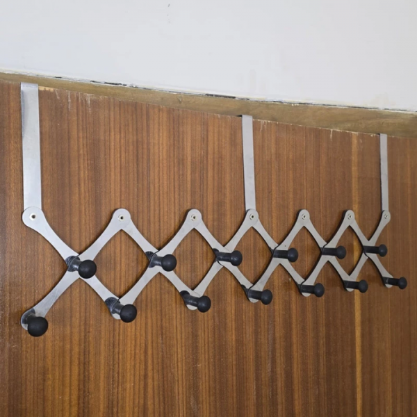 SS Flexible Door Hanger