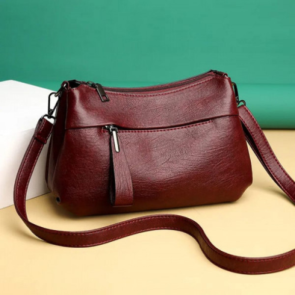 Vintage  bag  ( maroon color )